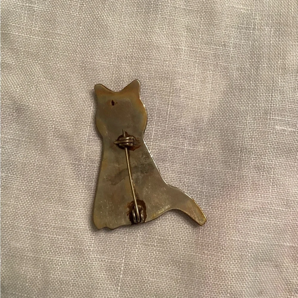 Silver and Black Enamel Kitty Pin - Picture 2 of 3